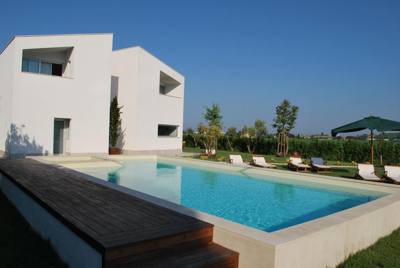 Ortopi Country Canapa House 포르토레카나티 외부 사진